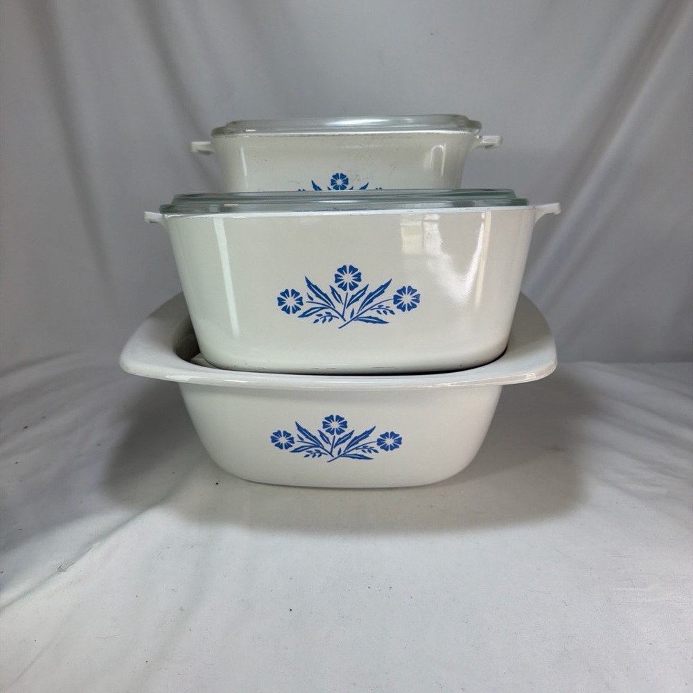 Corningware White and Blue Floral Dish Set - Picture 2 of 10